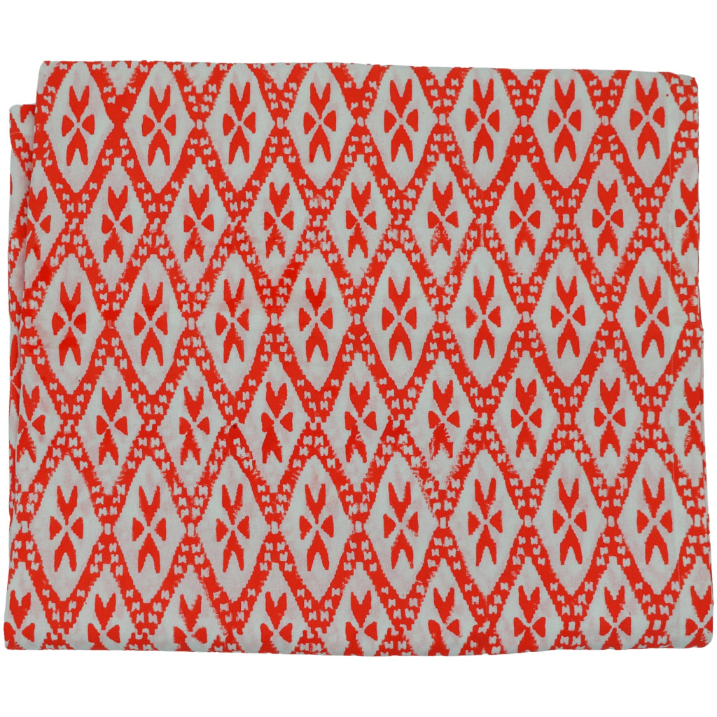 100% Organic Cotton - Isabella Cove Tablecloth close-up showing artisan textile design - Sant Bohème collection by Ro'Table NYC