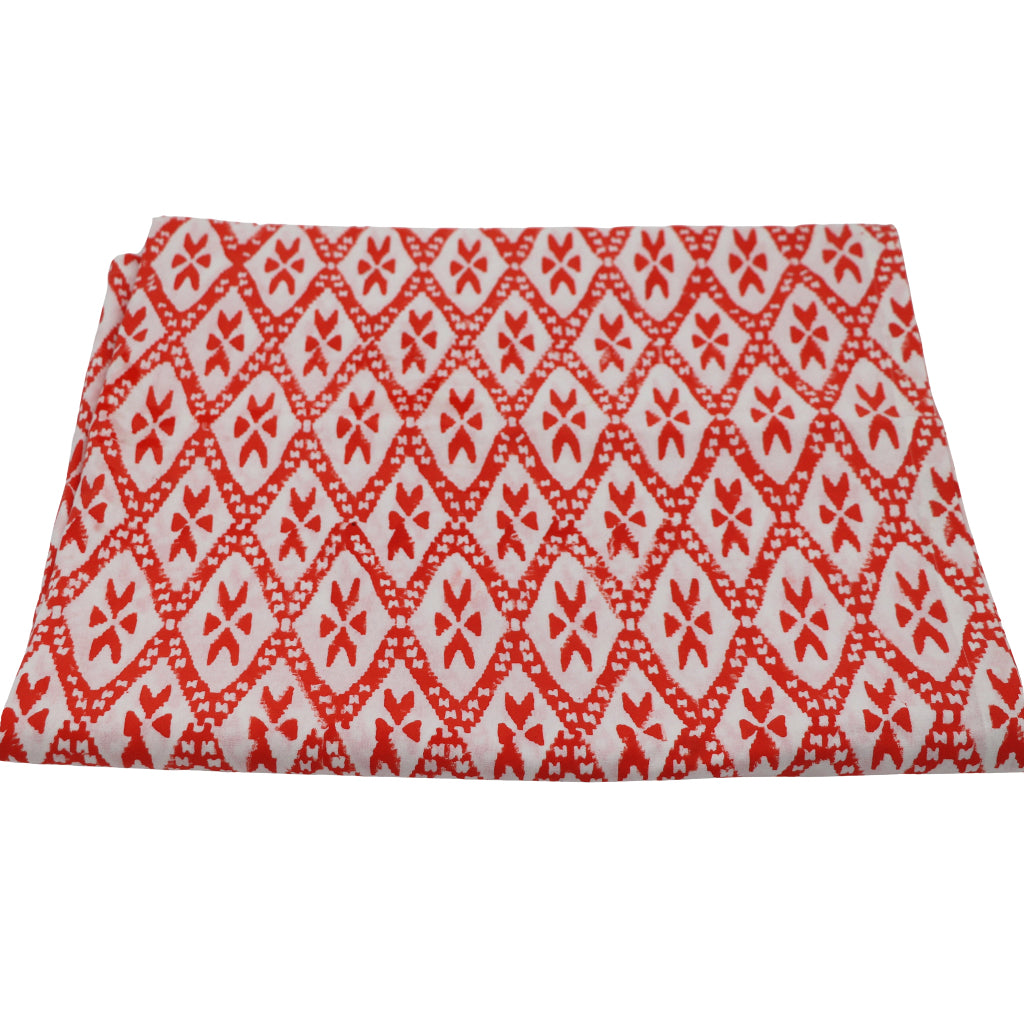 100% Organic Cotton - Isabella Cove Tablecloth up close to white background - Ro'Table NYC