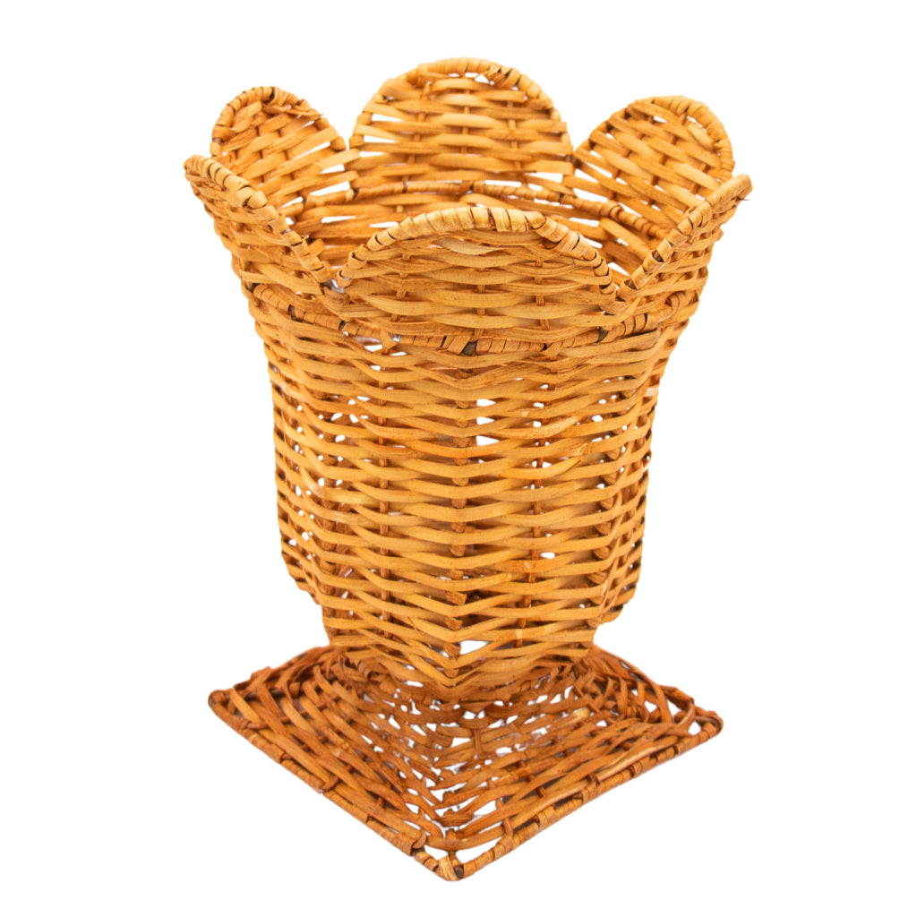 Natural Rattan Urn Vase - rattan vase for elegant dinner parties | Ro'Table NYC