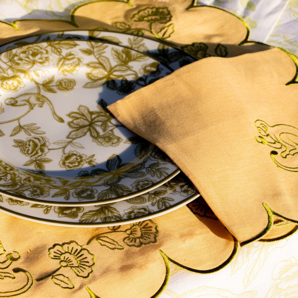 Pembroke Safari Dinner Plate overhead view showing the artisan glaze and pattern - Ro'Table NYC dinner plate