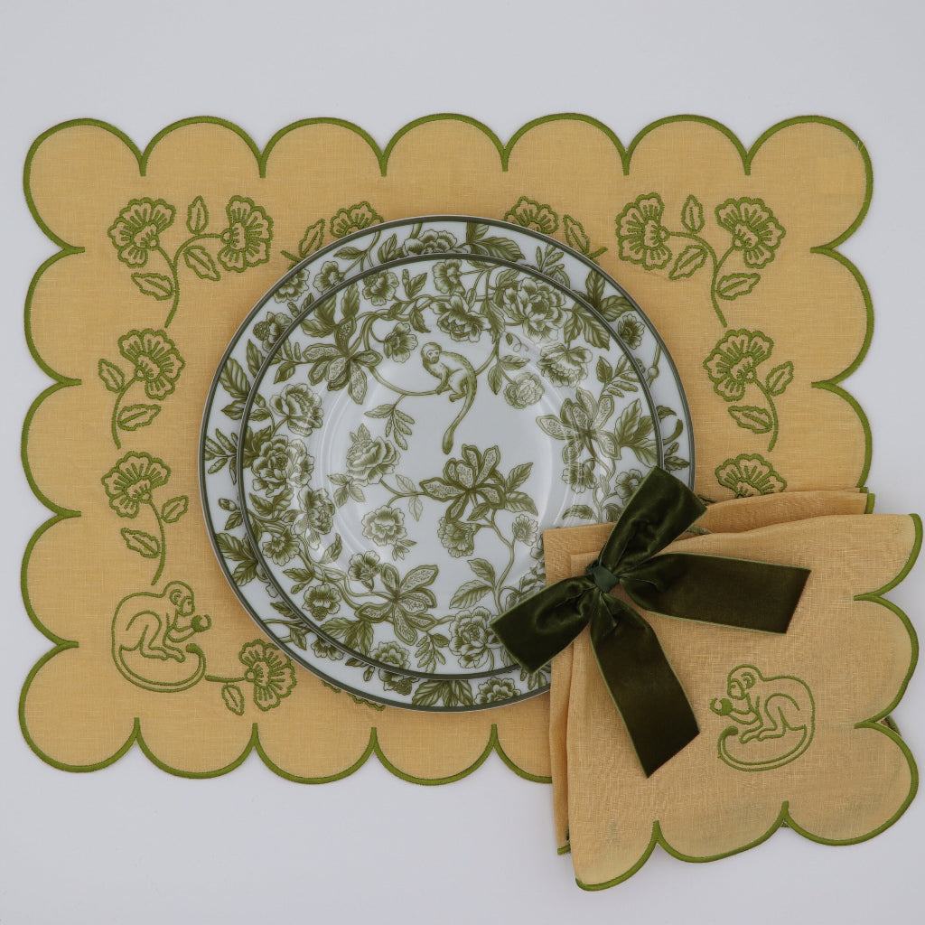 Sunlit Moss Placemat displayed as a complete set for luxury entertaining - Ro'Table NYC