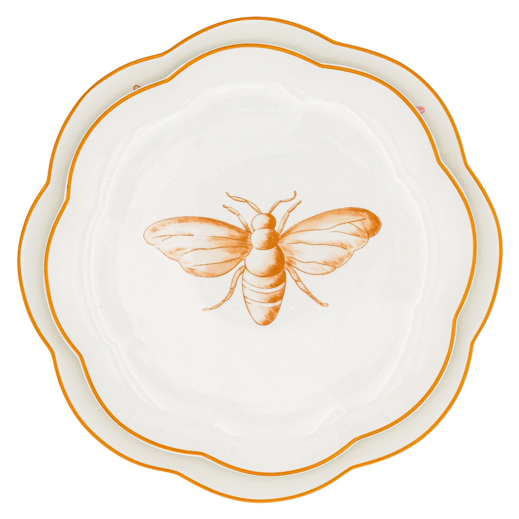 Bumble Voyage Scalloped Dinner Plate close-up showing hand-painted design and rim detail - Lady Oliver's Hive collection by Ro'Table NYC