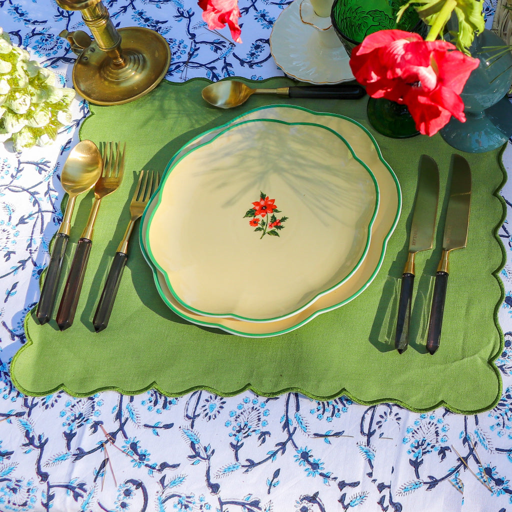 100% Organic Cotton - Eleanor Royal Blue Tablecloth paired with Ro'Table tableware for a complete place setting - Ro'Table NYC