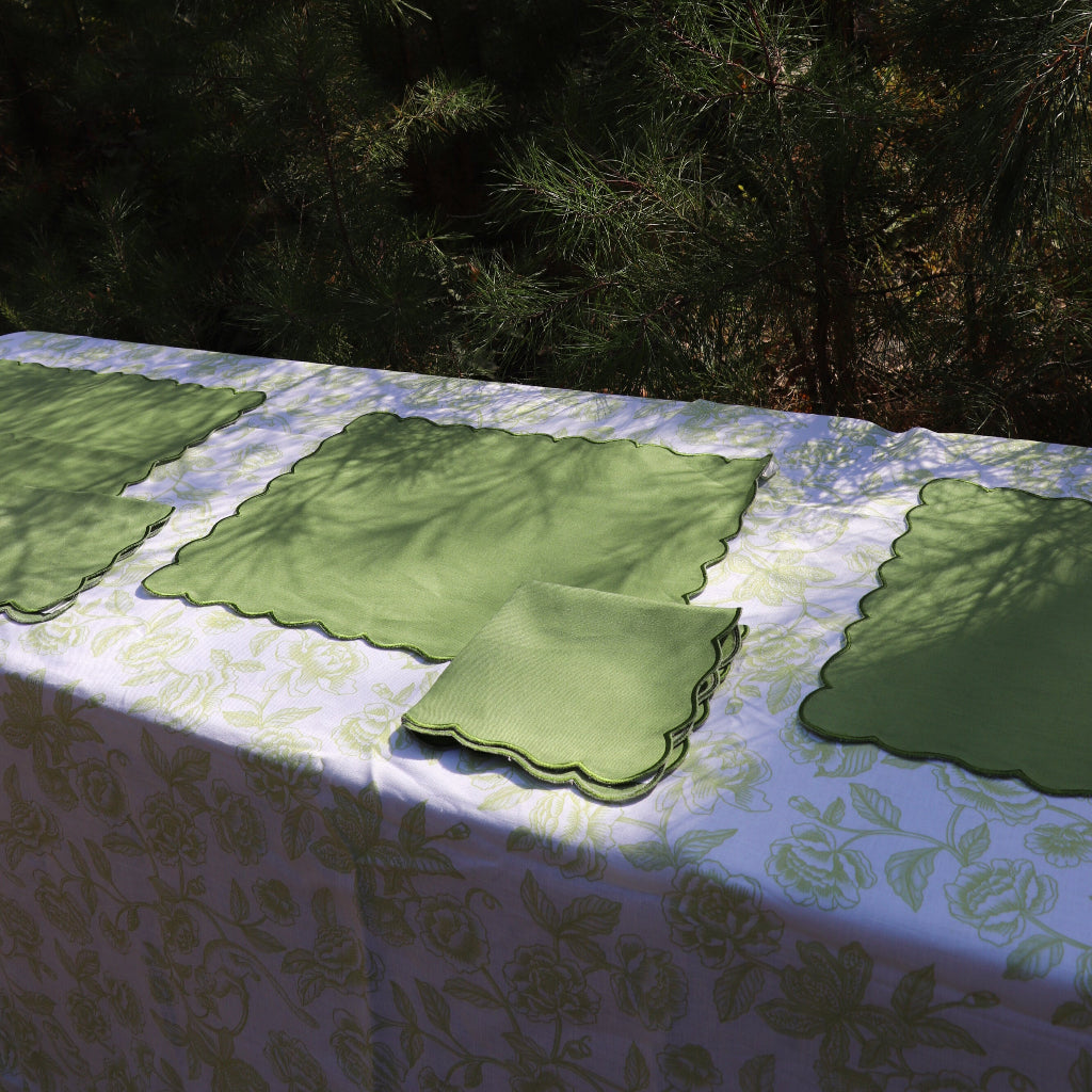 Evergreen Wave Placemat overhead view showing premium linen weave - Ro'Table NYC placemat