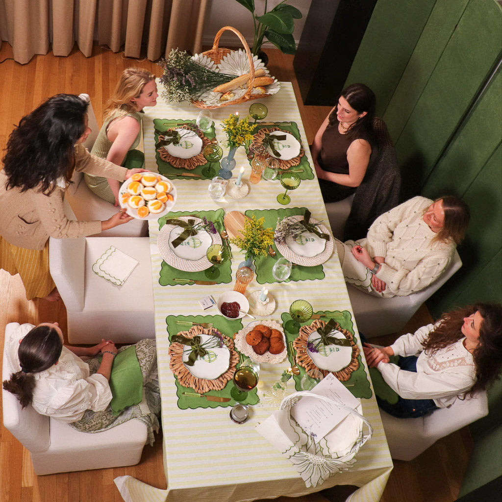 An Unforgettable Dinner Party with Friends hosted by Ro'Table NYC, showcasing the Premium Cedric and Luca Tablescape Collection in a Luxurious Dining Room