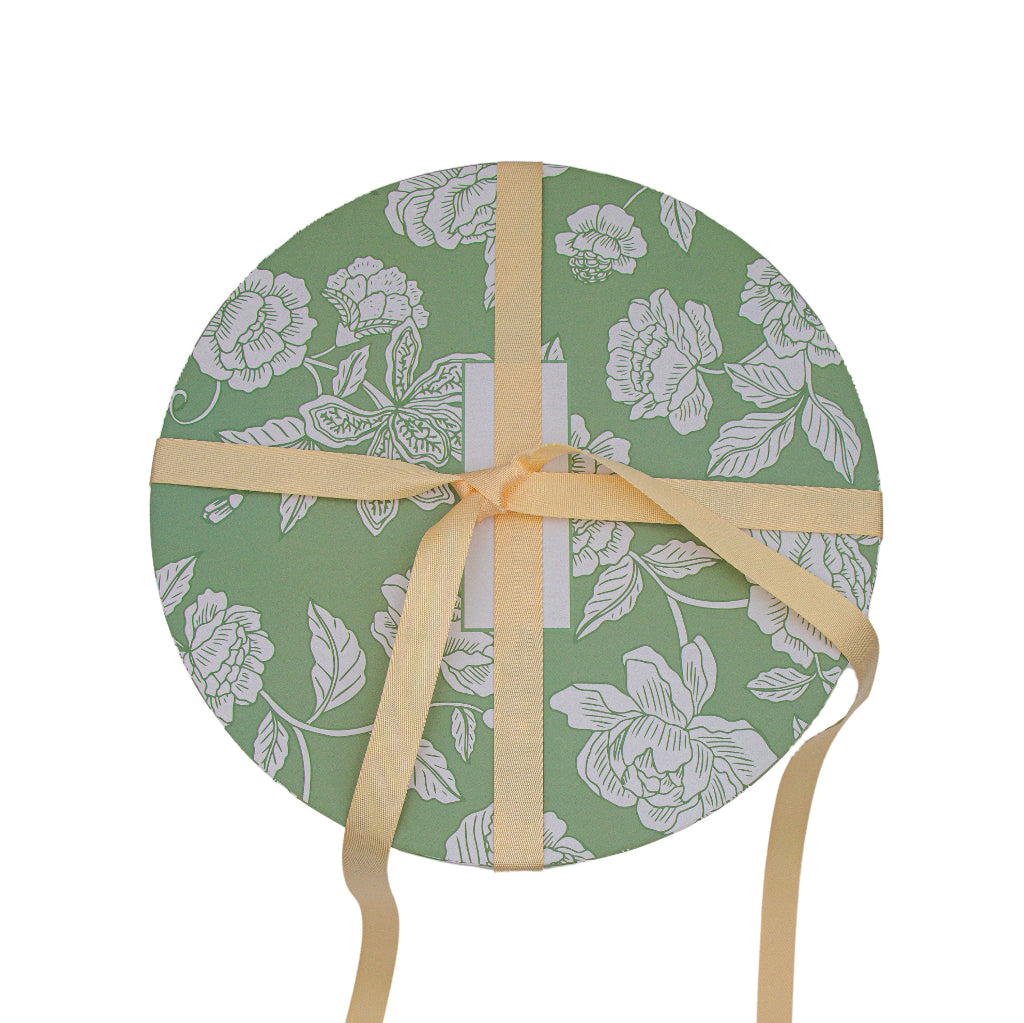 Round Gift Box with Lid close-up showing artisan detail and craftsmanship - Ro'Table NYC