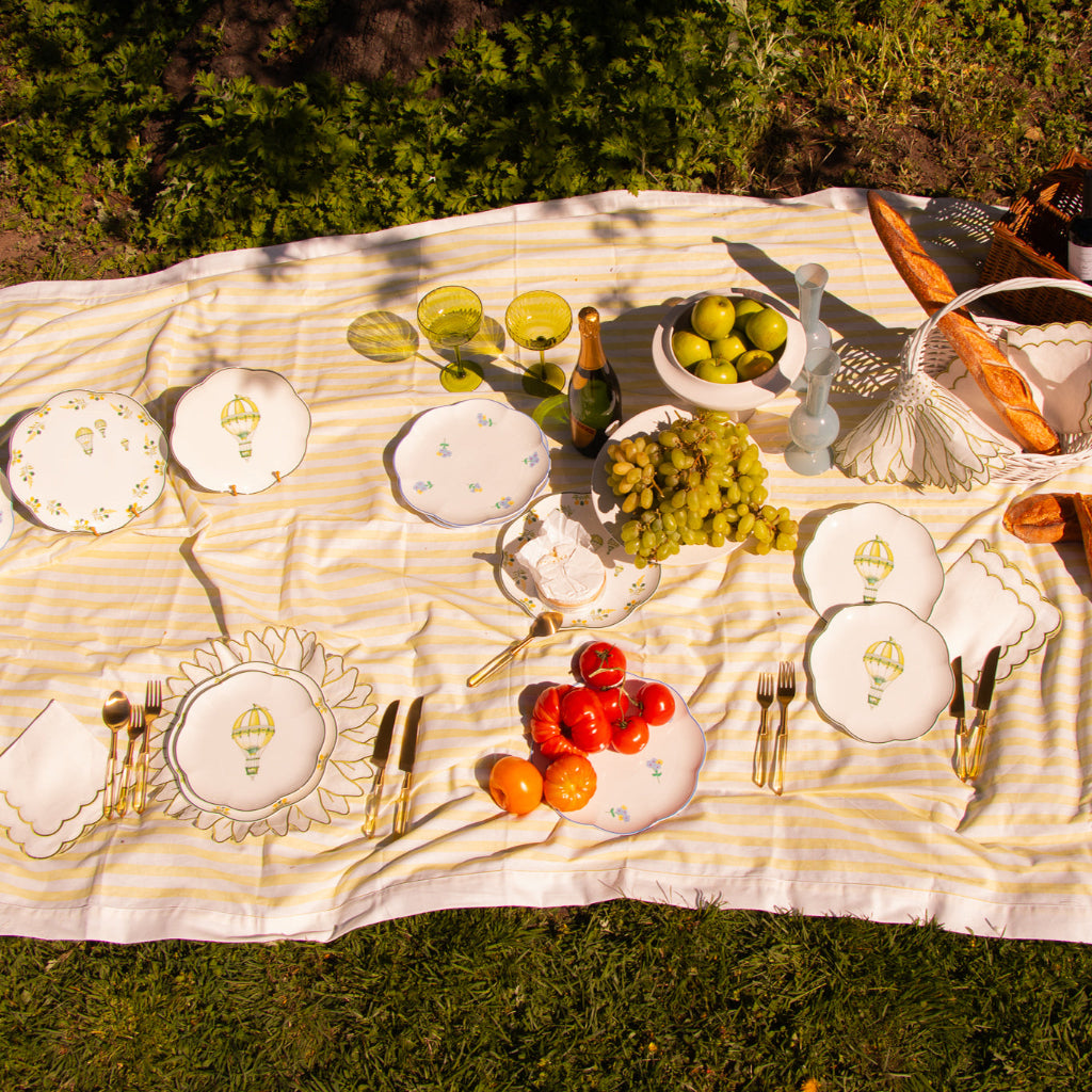 Valensole Lavender Scalloped Dinner Plate texture and finish detail showing ceramic quality - Ro'Table NYC